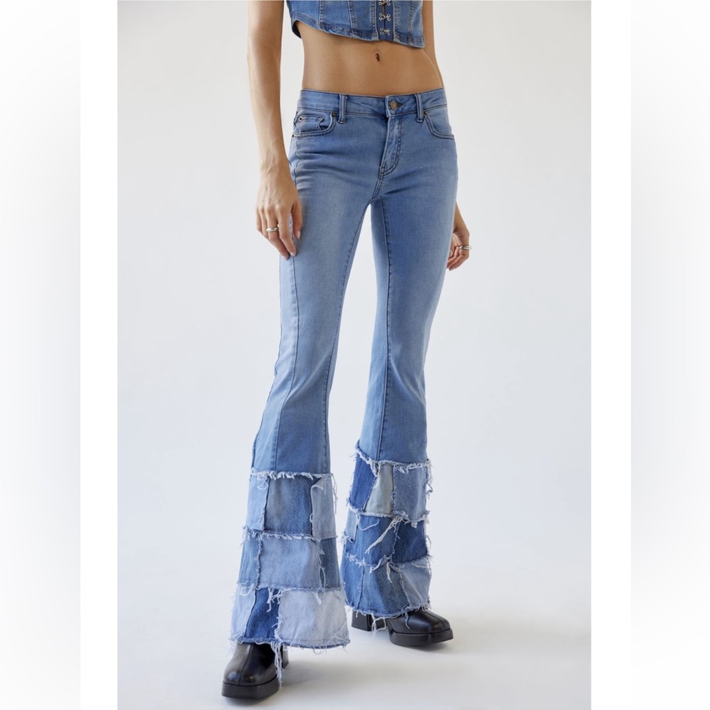 NWT UO Patchwork Vintage Flare Y2K Jeans